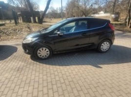 Ford Fiesta, hatchback | 4
