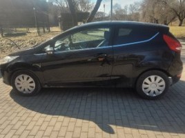Ford Fiesta, hatchback | 3