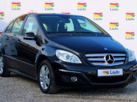 Mercedes-Benz B180 | 1