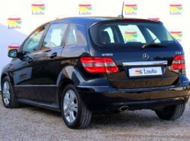 Mercedes-Benz B180 | 3