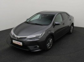 Toyota Corolla sedanas