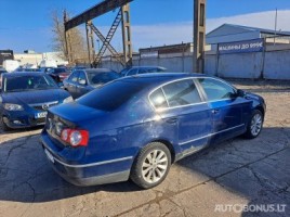 Volkswagen Passat, 1.6 l., sedanas | 2