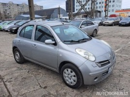 Nissan Micra hečbekas