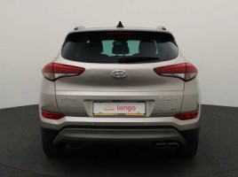 Hyundai Tucson | 4
