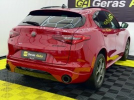 Alfa Romeo Stelvio | 3