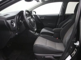 Toyota Auris | 3