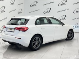 Mercedes-Benz A180, 1.3 l., hatchback | 1