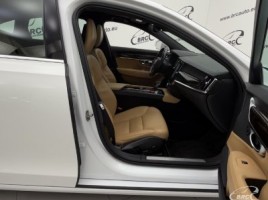 Volvo S90, 2.0 l., saloon | 3