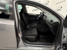 Volkswagen Golf, 1.6 l., hatchback | 3