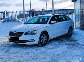Skoda Superb universalas