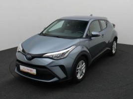 Toyota C-HR visureigis