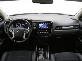 Mitsubishi Outlander | 1