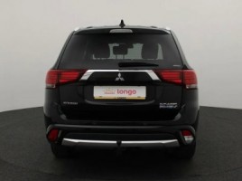 Mitsubishi Outlander | 4