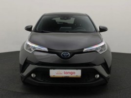 Toyota C-HR, 1.8 l., cross-country | 2