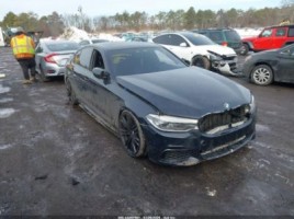 BMW M550