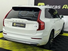 Volvo XC90 | 3