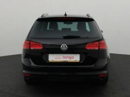 Volkswagen Golf | 4
