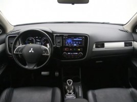 Mitsubishi Outlander | 1