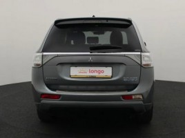 Mitsubishi Outlander | 4