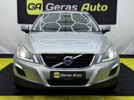 Volvo XC60, Внедорожник | 1