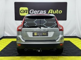 Volvo XC60, Внедорожник | 4