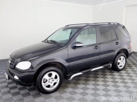Mercedes-Benz ML270 | 1