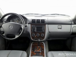 Mercedes-Benz ML270 | 4