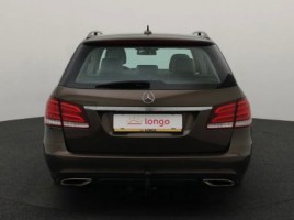 Mercedes-Benz E350 | 4