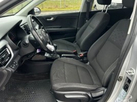 Kia Rio, 1.4 l., hatchback | 4