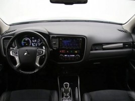 Mitsubishi Outlander | 1