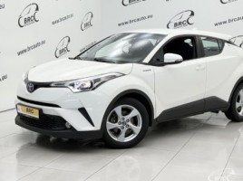 Toyota C-HR visureigis