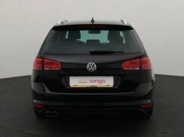 Volkswagen Golf | 4