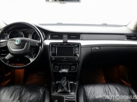Skoda Superb, 2.0 l., sedanas | 4