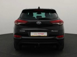 Hyundai Tucson | 4