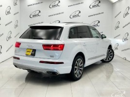 Audi Q7, 3.0 l., cross-country | 1
