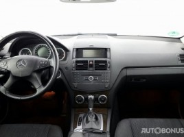 Mercedes-Benz C220 | 4