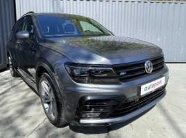 Volkswagen Tiguan | 1