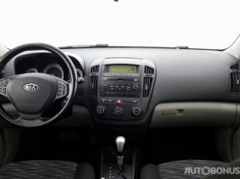 Kia Cee'd, 1.6 l., Хэтчбек | 4