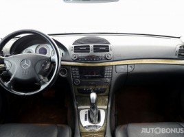 Mercedes-Benz E320, 3.2 l., sedanas | 4