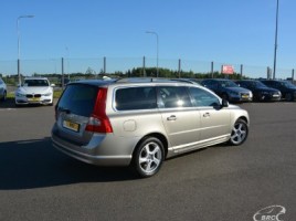 Volvo V70, 2.0 l., Универсал | 1