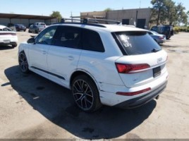 Audi Q7 | 2