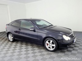Mercedes-Benz C220 coupe