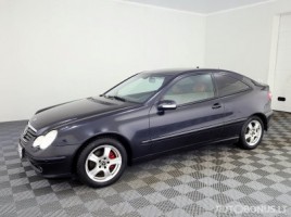 Mercedes-Benz C220 | 1