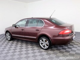 Skoda Superb, 2.0 l., sedanas | 3