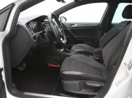 Volkswagen Golf, 1.5 l., Хэтчбек | 3