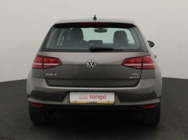 Volkswagen Golf | 4