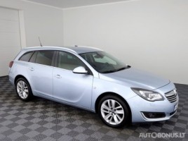 Opel Insignia universalas