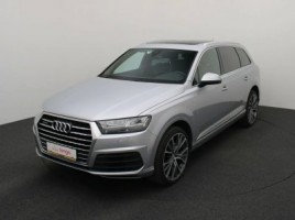 Audi Q7 cross-country