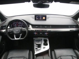 Audi Q7 | 1