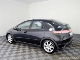 Honda Civic, 1.8 l., Хэтчбек | 3